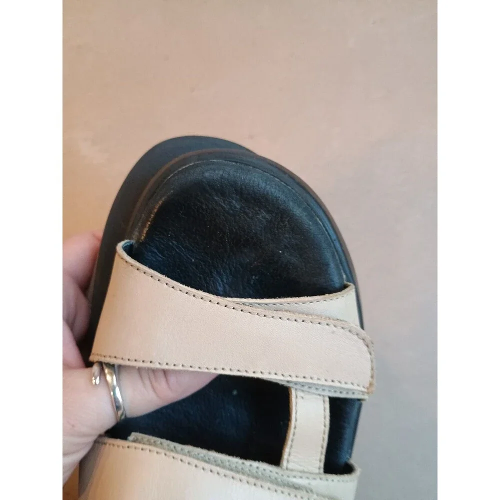 Wolky Women's Tan Sandal Comfort Walking Shoe Sz EU 41  US 9.5